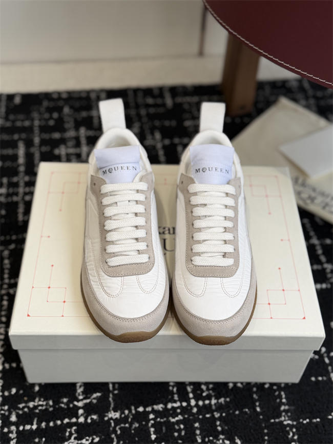 Mcqv*en sneaker