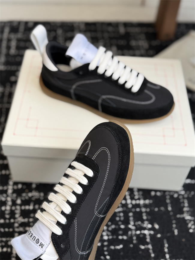 Mcqv*en sneaker