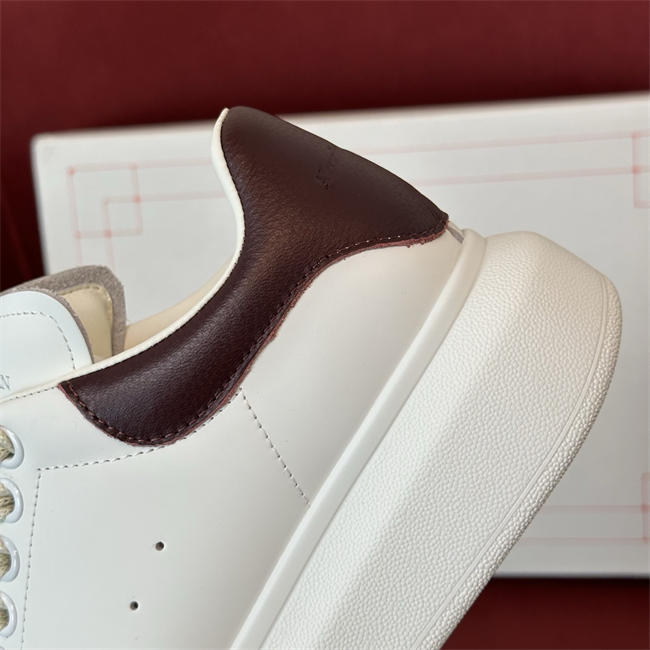 Mcqv*en sneaker