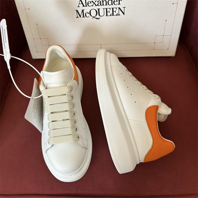 Mcqv*en sneaker