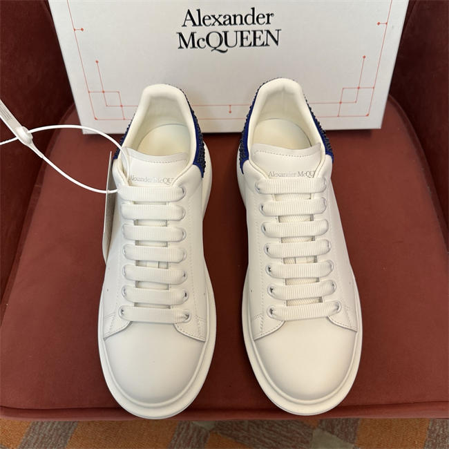 Mcqv*en sneaker