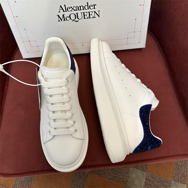 Mcqv*en sneaker