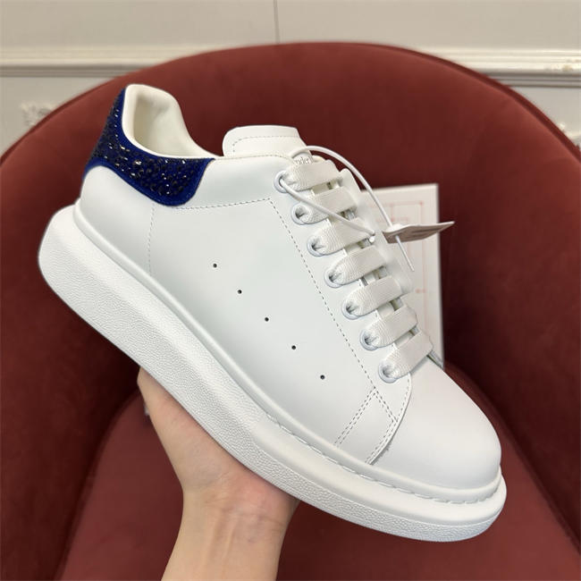 Mcqv*en sneaker
