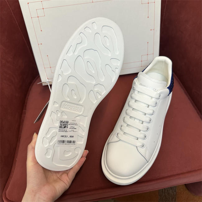 Mcqv*en sneaker