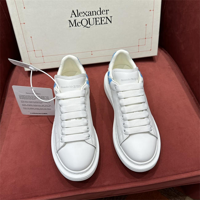 Mcqv*en sneaker