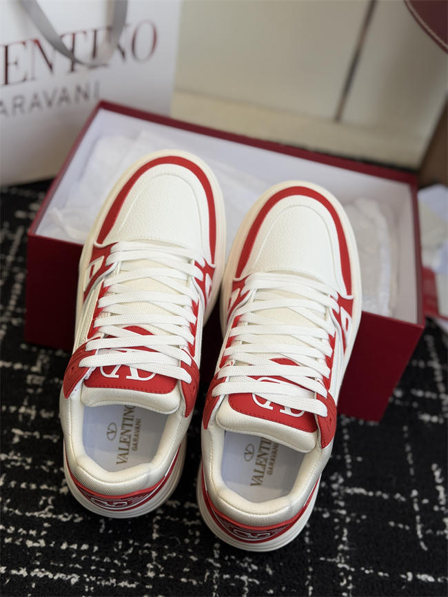 Va1e*ntin0 sneakers