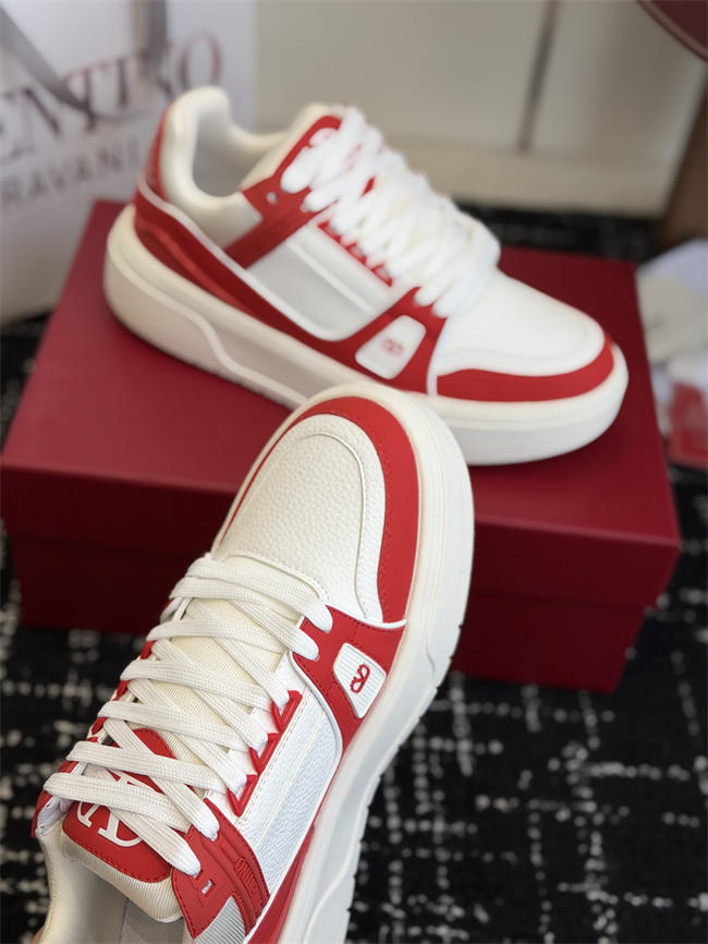 Va1e*ntin0 sneakers