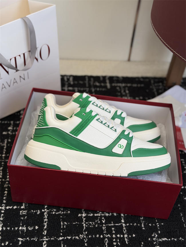 Va1e*ntin0 sneakers