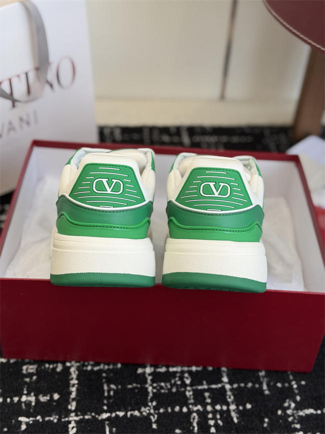 Va1e*ntin0 sneakers