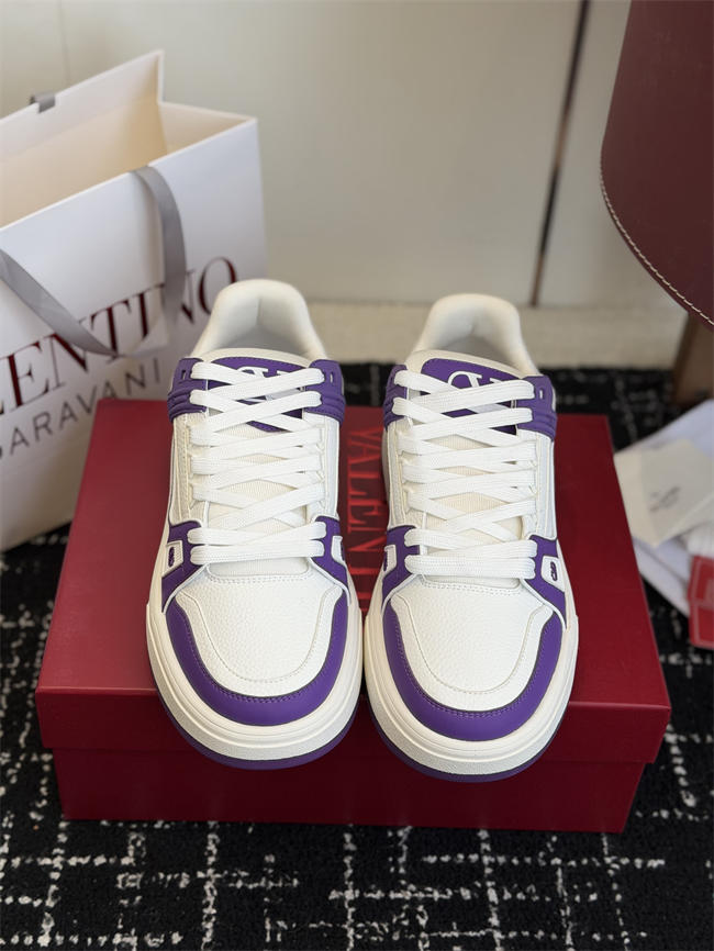 Va1e*ntin0 sneakers