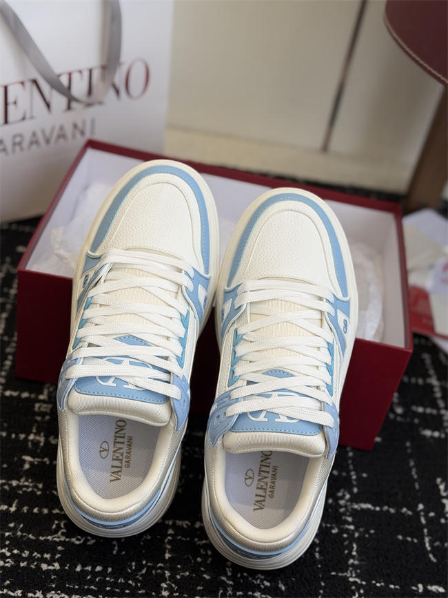 Va1e*ntin0 sneakers