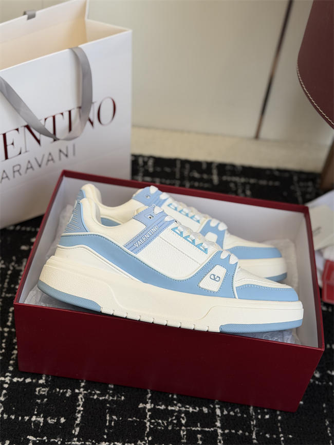 Va1e*ntin0 sneakers