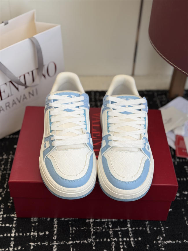Va1e*ntin0 sneakers
