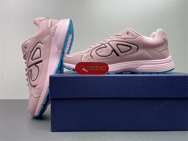 D10r b30 sneaker