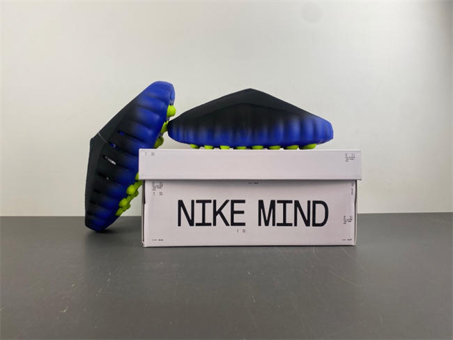 Nike Mind 001 Flyknit “Hyper Royal” IR2175-400