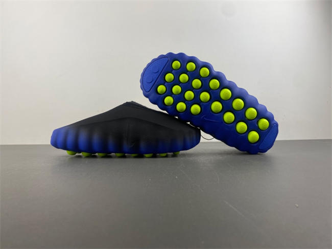 Nike Mind 001 Flyknit “Hyper Royal” IR2175-400