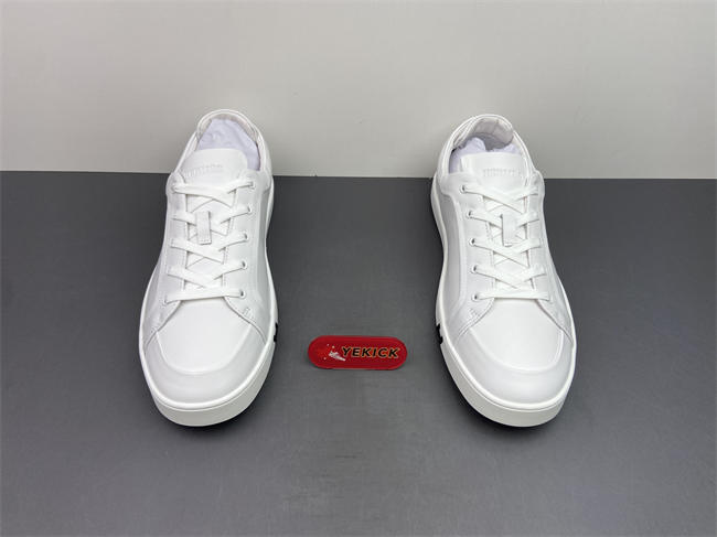 H**me5 sneaker